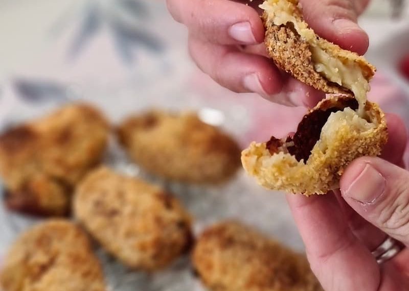 Croquetas congeladas en freidora de aire